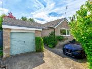 3 bedroom detached bungalow for sale in Rochester Road,...