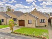 3 bedroom detached bungalow for sale in Scott Avenue...