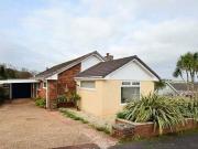 3 bedroom detached bungalow for sale in Stone Park...