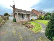 3 bedroom detached bungalow for sale in The Paddock,...
