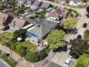 3 bedroom detached bungalow for sale in Windermere...