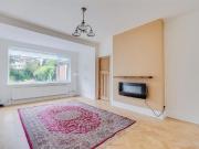 3 bedroom detached bungalow to rent