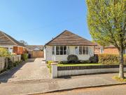 3 bedroom detached bungalow to rent