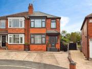 3 Bedroom Detached House 3 Bedroom Detached House