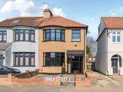 3 Bedroom Detached House