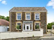 3 Bedroom Detached House