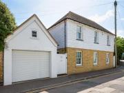 3 Bedroom Detached House