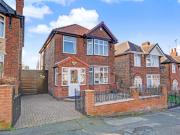 3 Bedroom Detached House