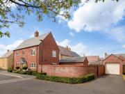 3 Bedroom Detached House