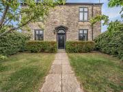 3 Bedroom Detached House