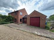 3 Bedroom Detached House