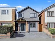 3 Bedroom Detached House