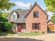 3 Bedroom Detached House
