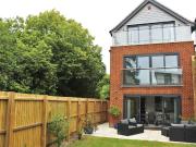 3 Bedroom Detached House