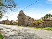 3 Bedroom Detached House