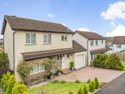 3 Bedroom Detached House