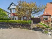 3 Bedroom Detached House