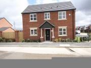 3 bedroom detached house for rent in 2 Crompton Gardens,...