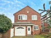 3 Bedroom Detached House For Rent In Barnsley, South...