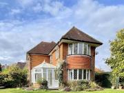 3 Bedroom Detached House For Rent In Bournemouth