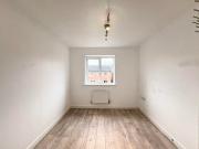 3 bedroom detached house for rent in Calder Lane,...