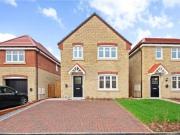3 bedroom detached house for rent in Catley Mews,...