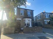 3 bedroom detached house for rent in Eastway, Homerton, E9