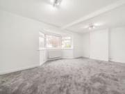 3 bedroom detached house for rent in Felstead Road,...