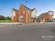 3 bedroom detached house for rent in Gate Street, Weston...