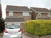 3 bedroom detached house for rent in Harding Close...