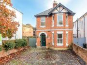 3 Bedroom Detached House For Rent In Maidenhead, Berkshire