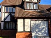 3 bedroom detached house for rent in Paxton Crescent,...