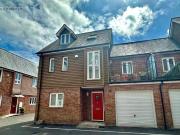 3 Bedroom Detached House For Rent In Ringwood, Hampshire