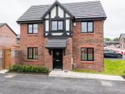 3 bedroom detached house for rent in Stokers Drive,...