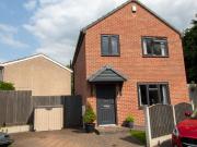 3 bedroom detached house for rent in Wheatley Close,...