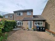 3 bedroom detached house for rent in Yokecliffe Avenue...