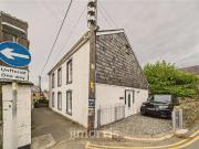 3 bedroom link detached house for sale