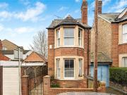 3 bedroom link detached house for sale