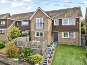 3 bedroom detached house for sale in Admirals Walk,...