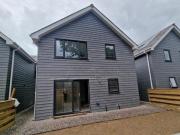 3 Bedroom Detached House For Sale In Ammanford, Dyfed