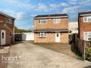 3 bedroom detached house for sale in Ashmore Close,...
