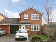 3 bedroom detached house for sale in Askwith Road...
