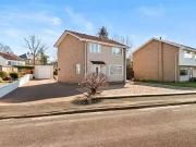 3 Bedroom Detached House For Sale In Bainfield Road,...