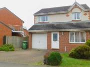 3 bedroom detached house for sale in Balmoral Drive...