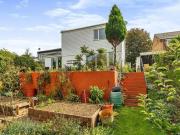 3 Bedroom Detached House For Sale In Bedford