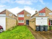 3 Bedroom Detached House For Sale In Bedford, Bedfordshire