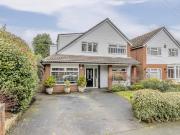 3 bedroom detached house for sale in Belgrave Avenue,...