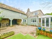 3 Bedroom Detached House For Sale In Biggleswade,...