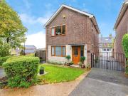 3 bedroom detached house for sale in Bower Lane,...