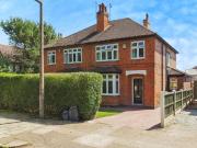 3 bedroom detached house for sale in Bramcote Drive,...